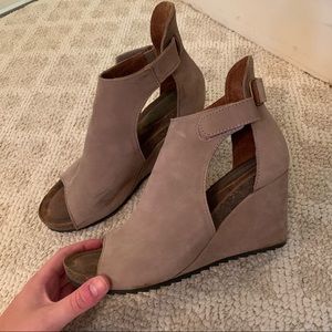 Brown Wedges